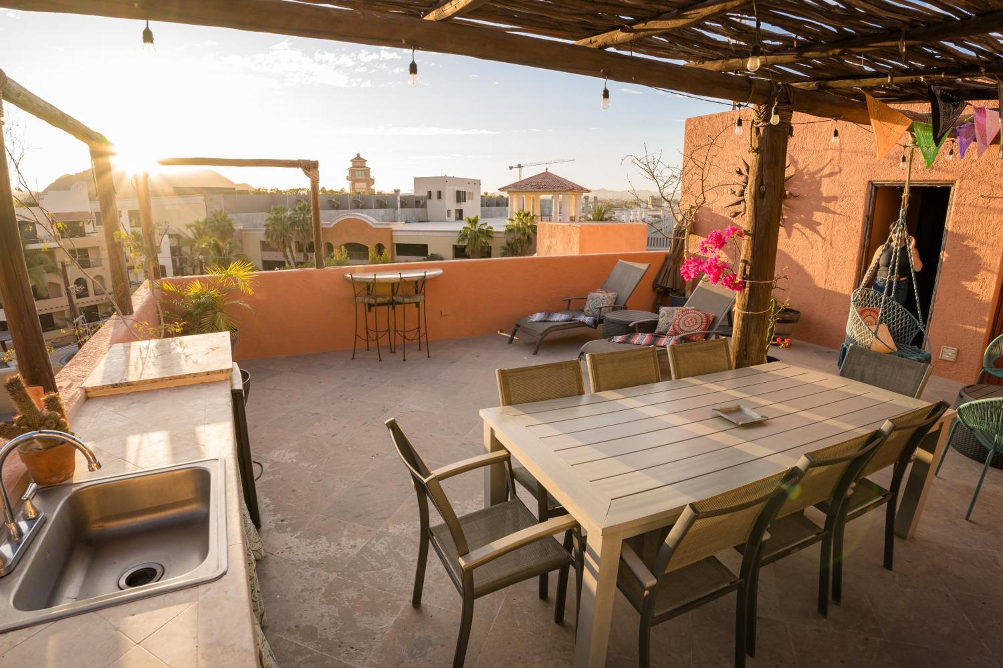 Cabo's Hidden Gem! Steps To The Marina Or Apartment Cabo San Lucas